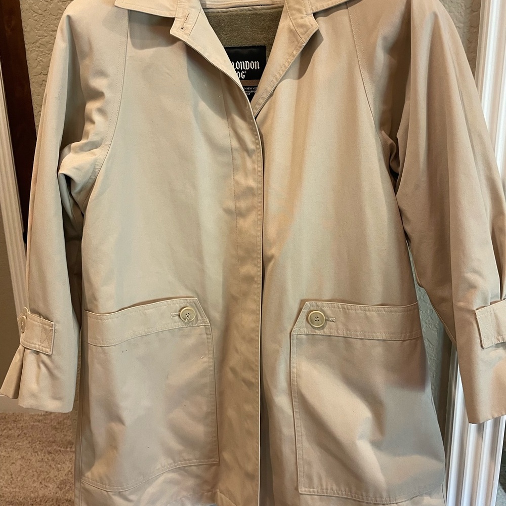 Vintage London Fog Light Beige Trench Coat with Button Pockets